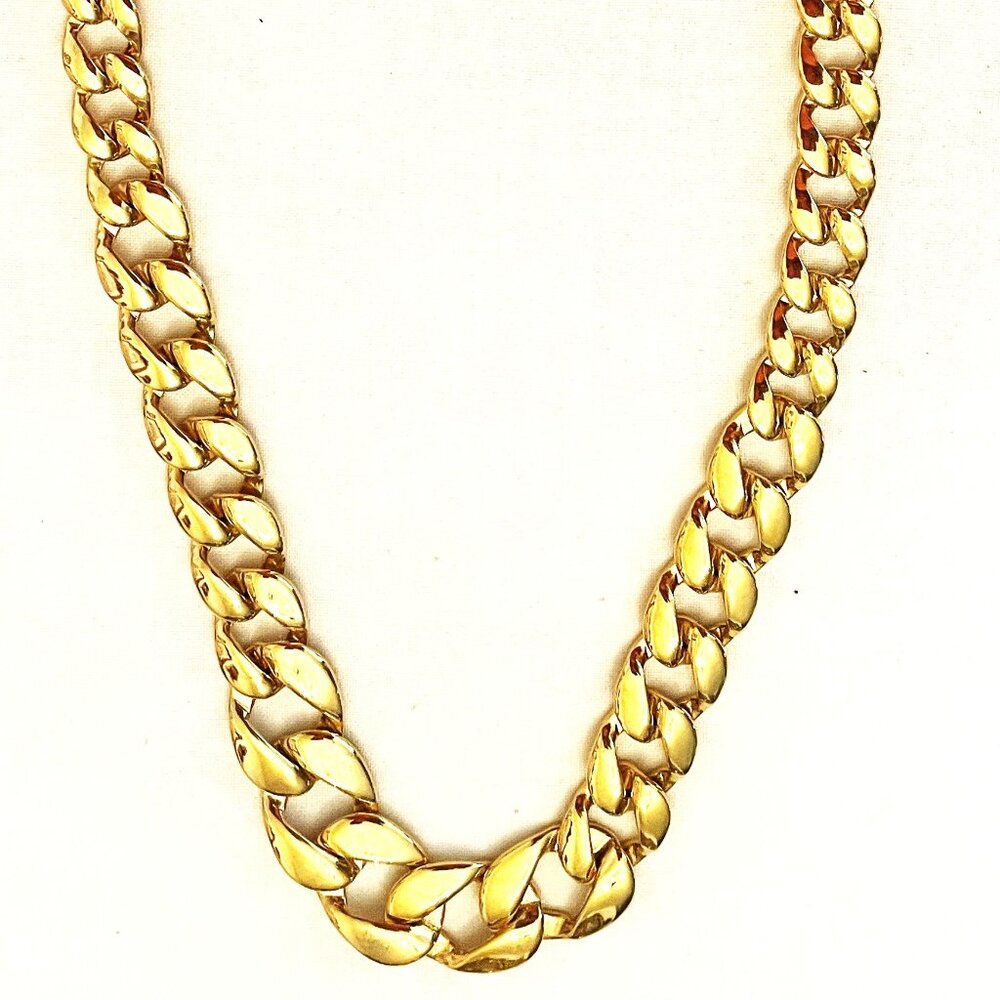18 1/2" Gold tone Graduated Link Necklace Chunky 5 1/6" to 1/2" wide Gold tone